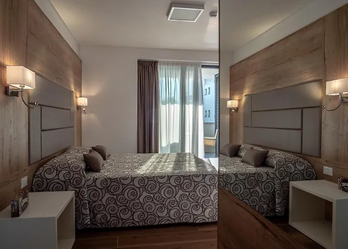 Miramare Lejlighedshotel 4*