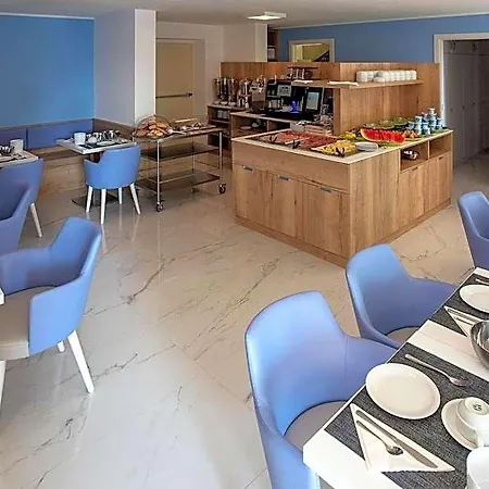 Lägenhetshotell Miramare 4*
