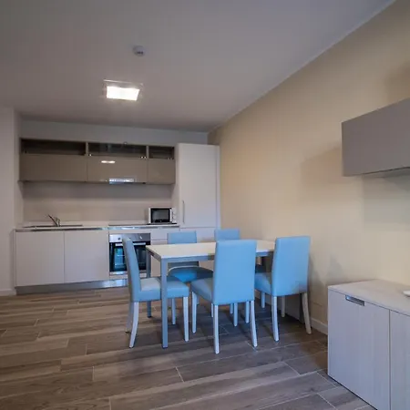 Miramare Aparthotel 4*