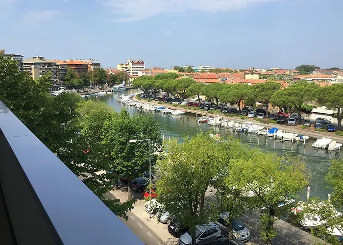 Miramare 4* Градо