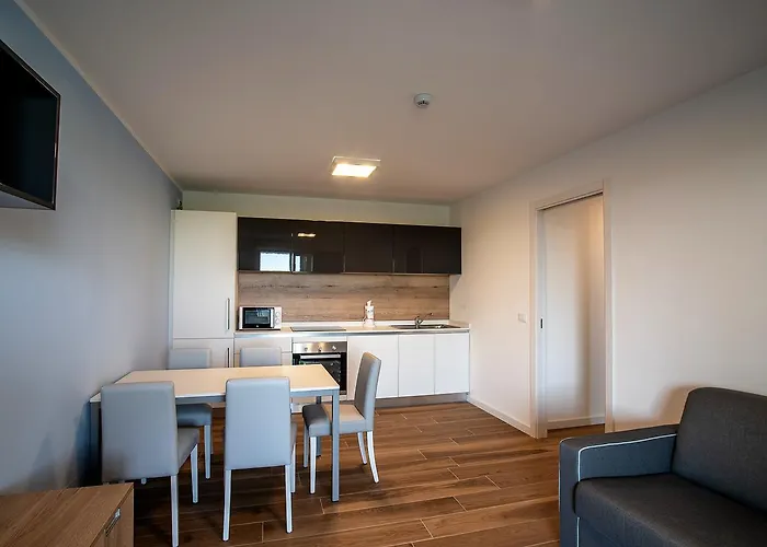 Miramare Apartmanhotel 4*