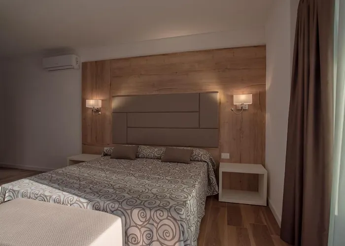 Miramare Apartmanhotel 4*