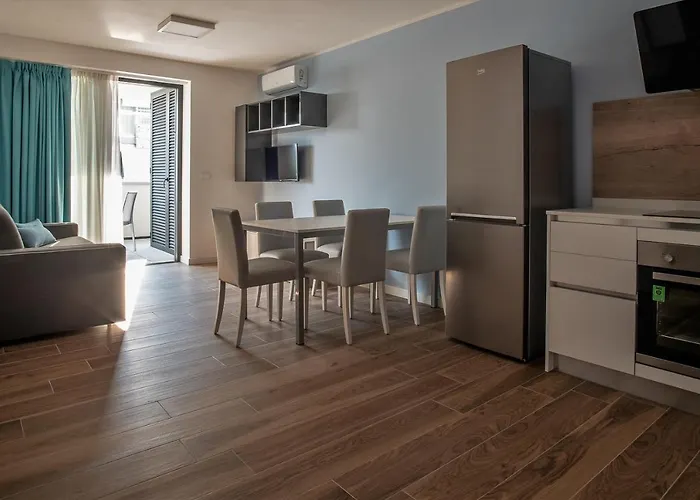 Miramare Apartmanhotel